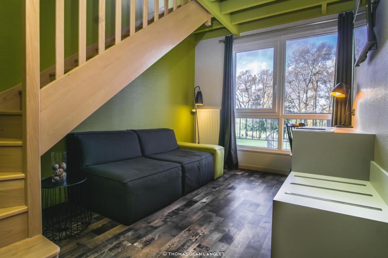Hotel Le Corbusson Saint-Berthevin Buitenkant foto